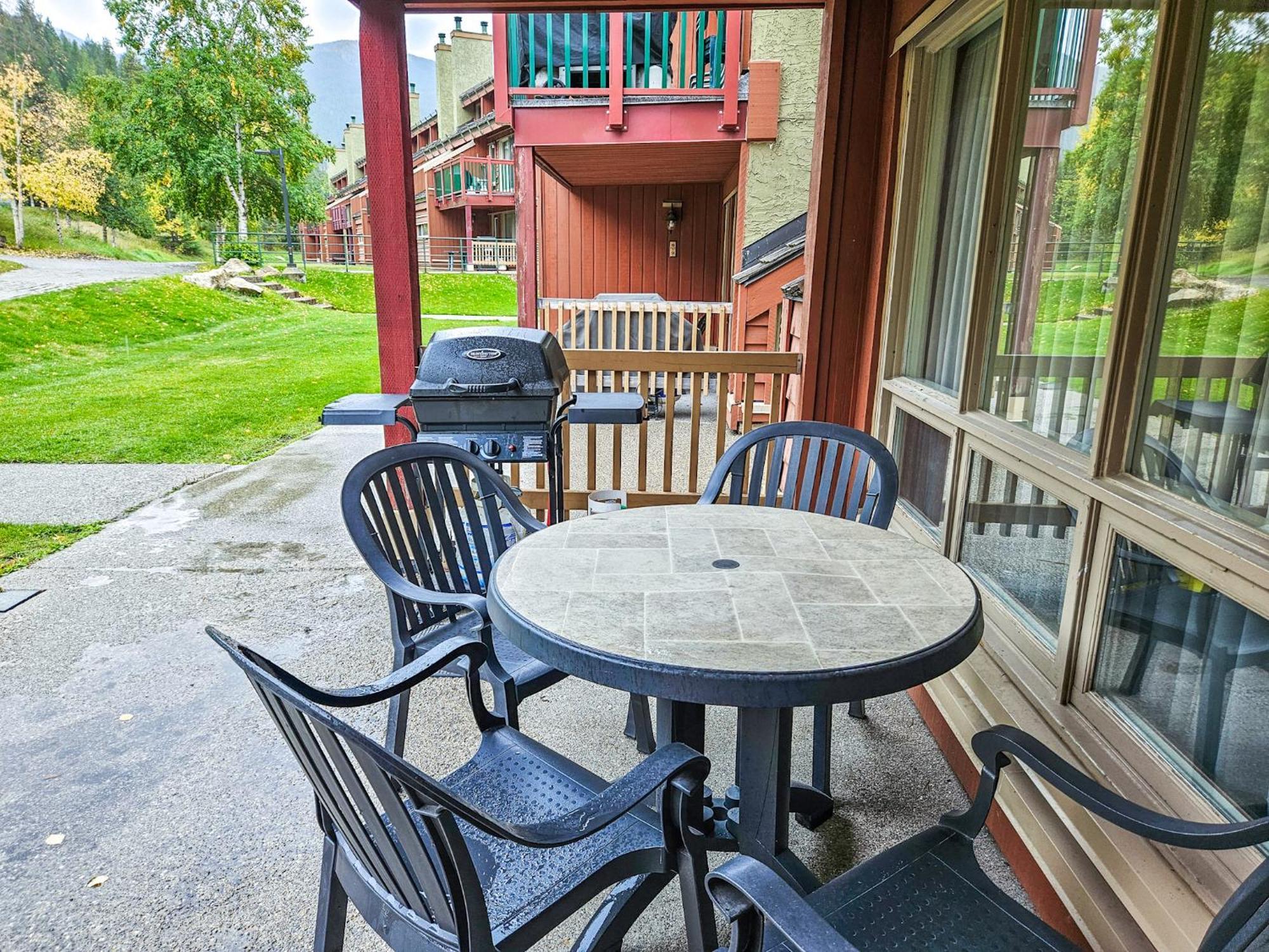 Horsethief Lodge By Stayin Панорама Номер фото